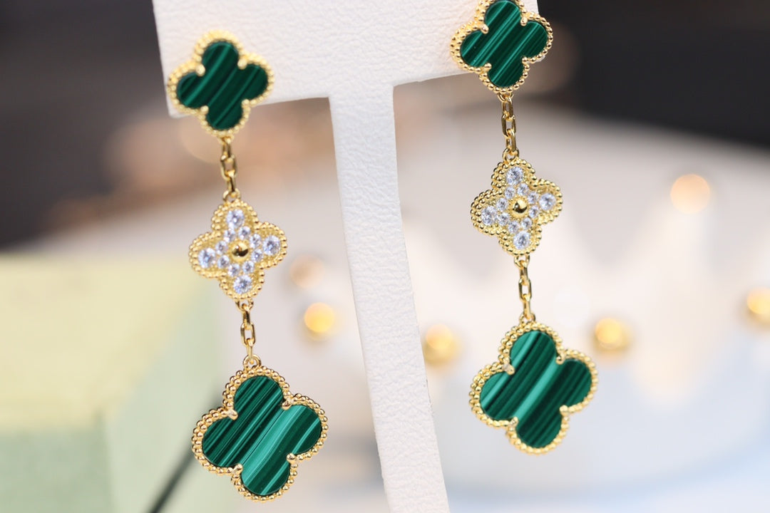 ¡®Aura Jewels¡¯CLOVER EARRINGS GOLD MALACHITE DIAMOND 3 MOTIF