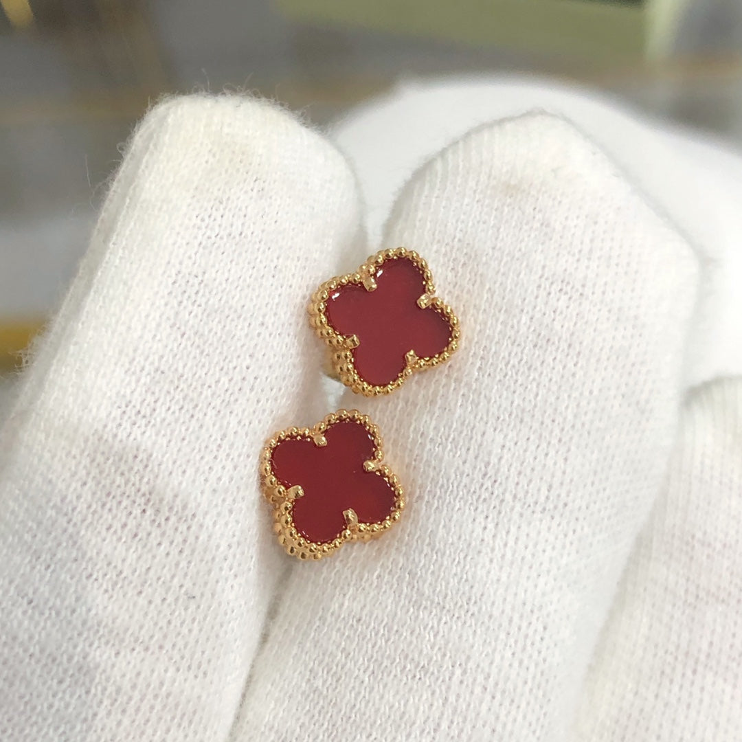 ¡®Aura Jewels¡¯CLOVER MINI GOLD EARRINGS
