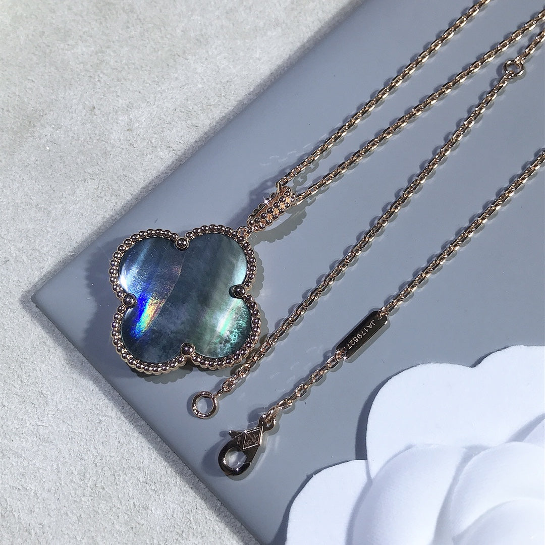 ¡®Aura Jewels¡¯CLOVER 25MM GOLD DARK MOP BIG CLOVER NECKLACE