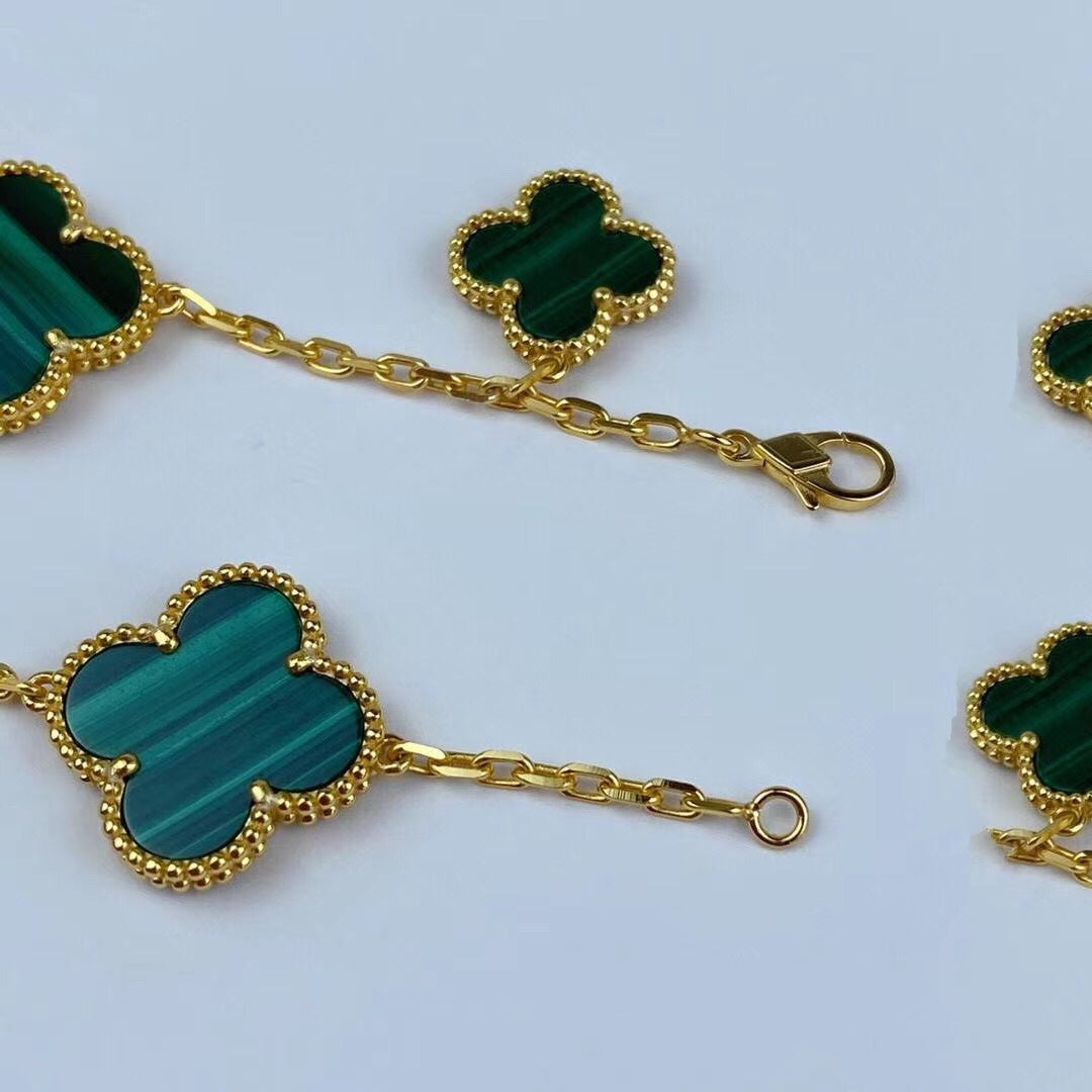 ¡®Aura Jewels¡¯MAGIC CLOVER MALACHITE GOLD BRACELET 5 MOTIFS