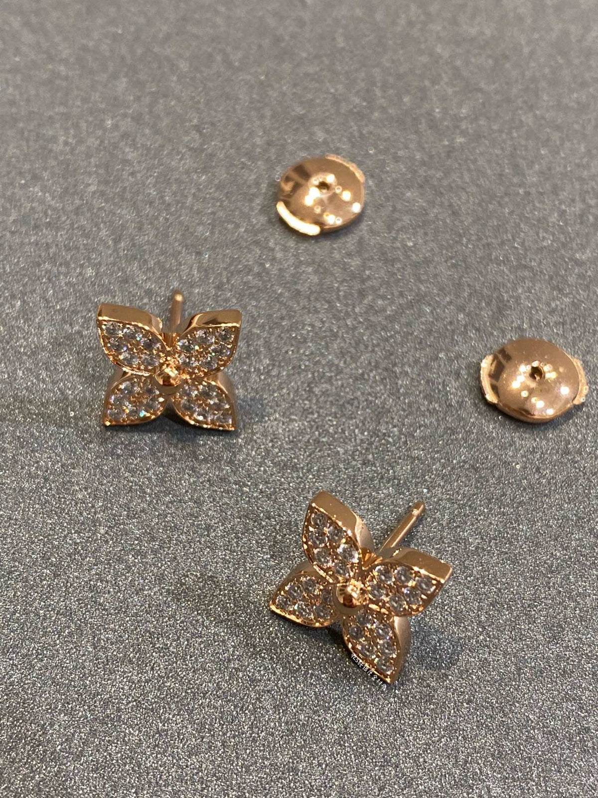 ¡®Aura Jewels¡¯STAR DIAMOND EARRINGS