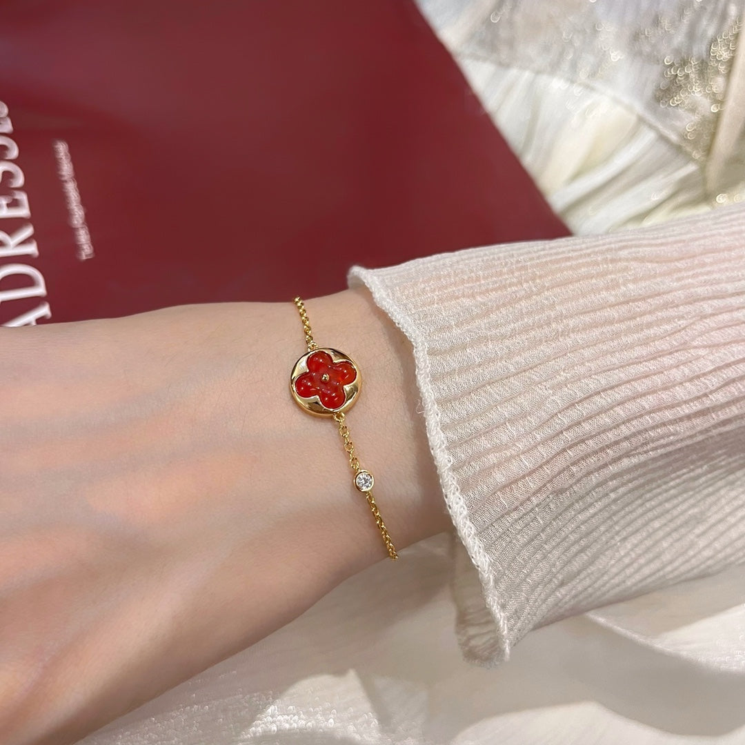 ¡®Aura Jewels¡¯SUN PEDANT CARNELIAN BRACELET
