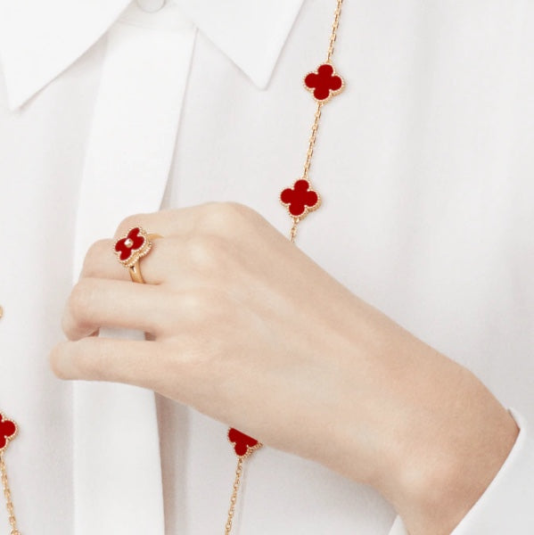 ¡®Aura Jewels¡¯CLOVER CARNELIAN RING ROSE GOLD DIAMOND