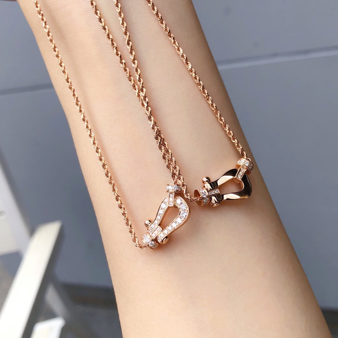 ¡®Aura Jewels¡¯FORCE 10 PINK GOLD DIAMOND NECKLACE
