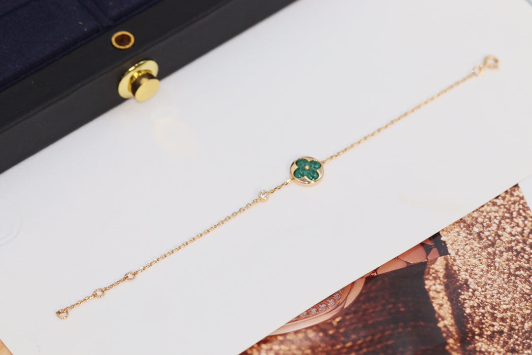 ¡®Aura Jewels¡¯STAR AND SUN 4 MOTIF PINK GOLD MALACHITE BRACELET