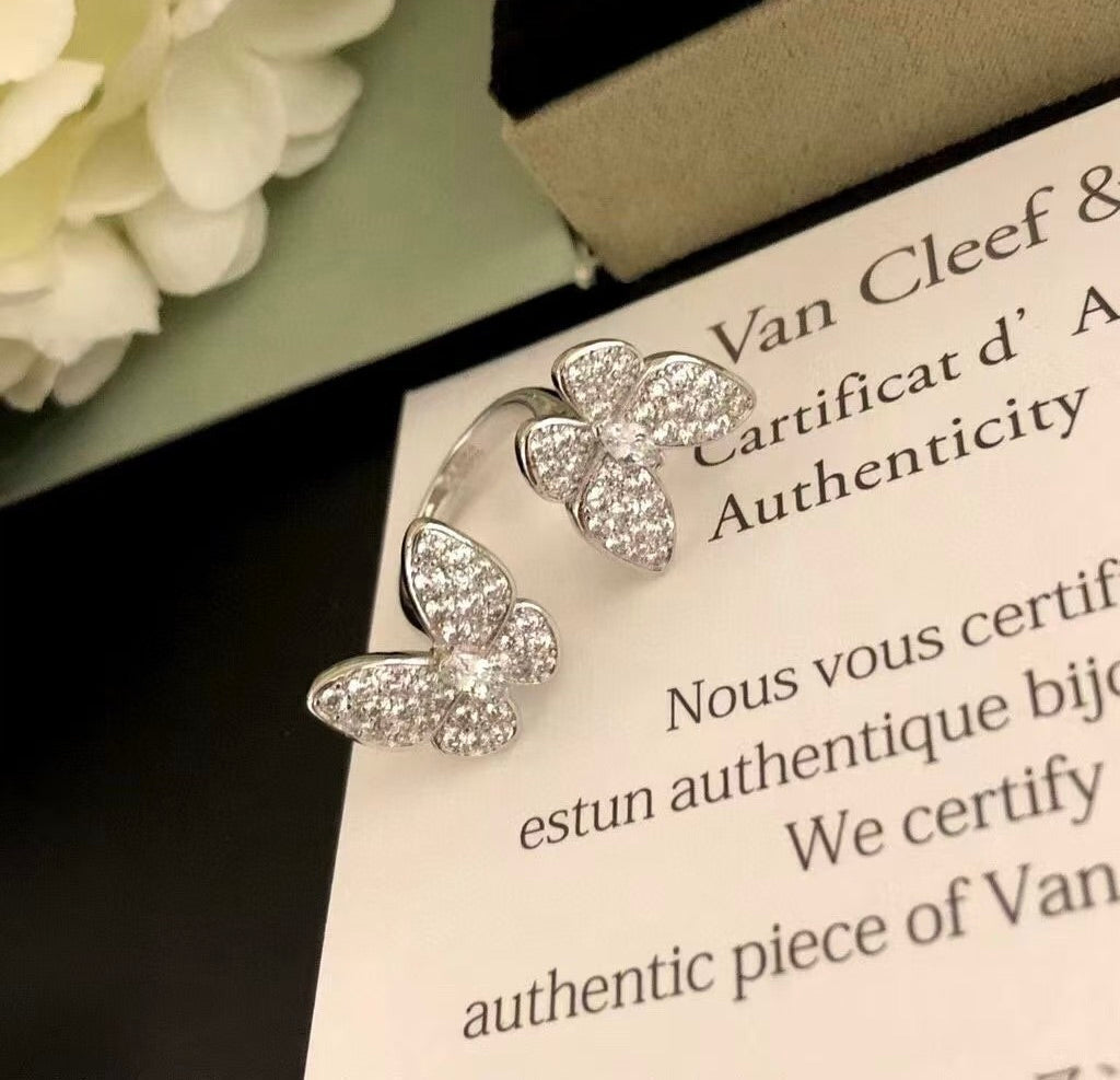 ¡®Aura Jewels¡¯TWIN SILVER BUTTERFLY DIAMOND RING