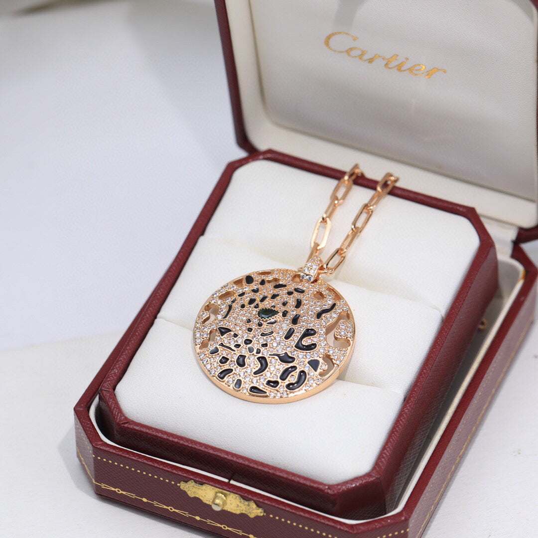 ¡®Aura Jewelry¡¯Openwork Round Pendant Necklace