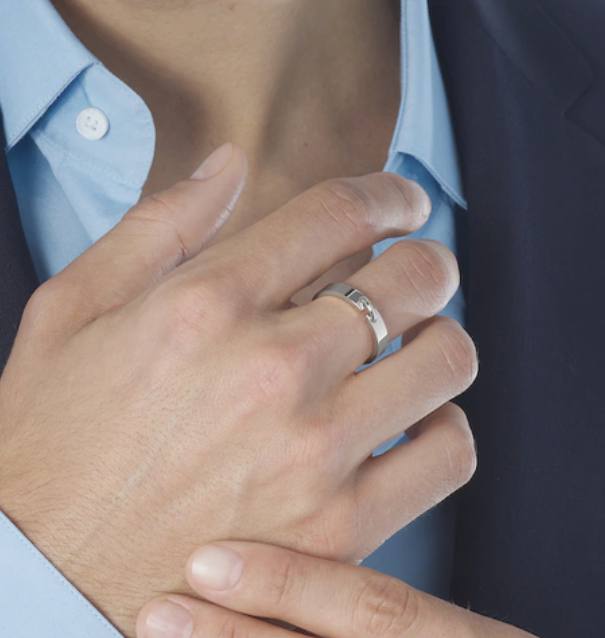¡®Aura Jewels¡¯ALLIANCE LIENS VIDENCE 4MM RING