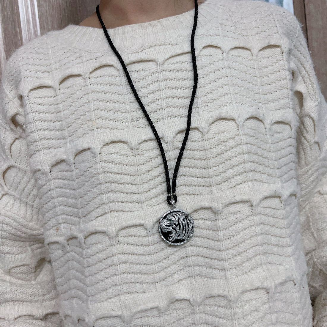 ¡®Aura Jewels¡ Openwork Tiger Cord Pendant Necklace