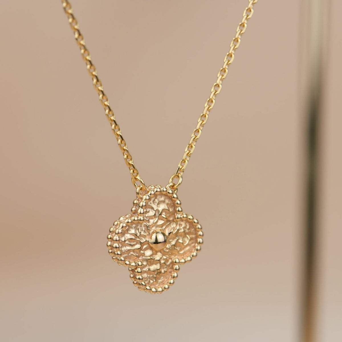 ¡®Aura Jewels¡¯CLOVER 15MM BRONZING NECKLACE