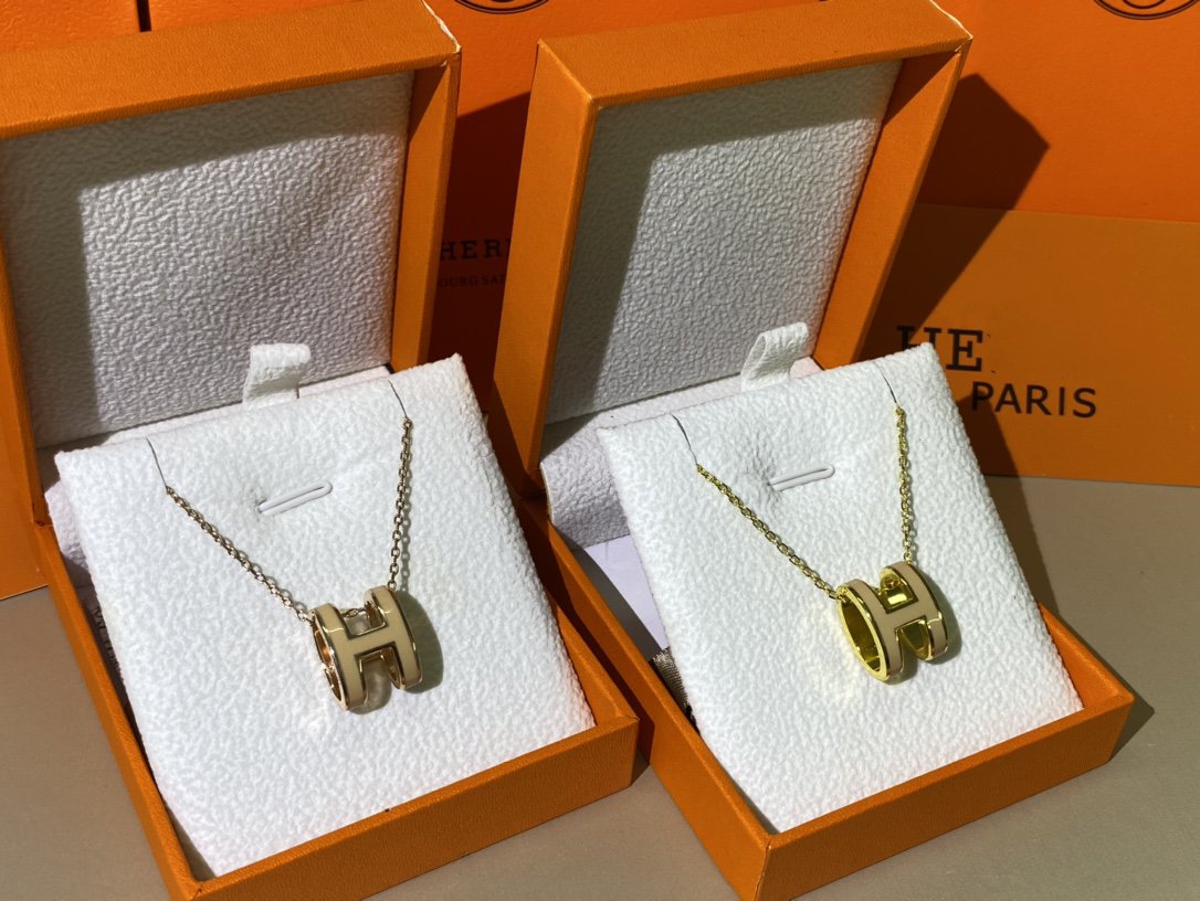 ¡®Aura Jewels¡¯HM CLIC YELLOW ENAMEL GOLD NECKLACE