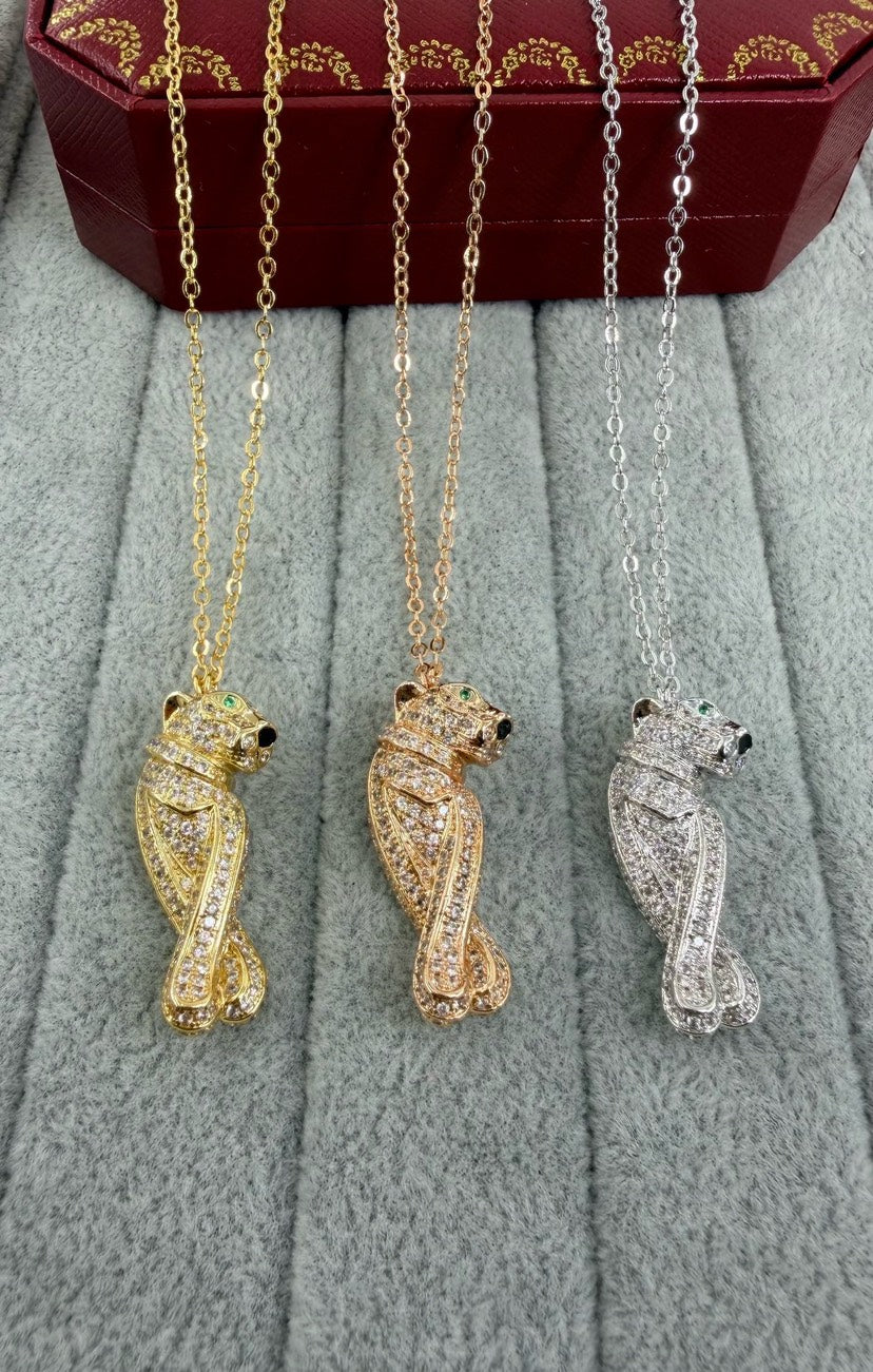 ¡®Aura Jewelry¡¯Pave Fish Pendant Necklace