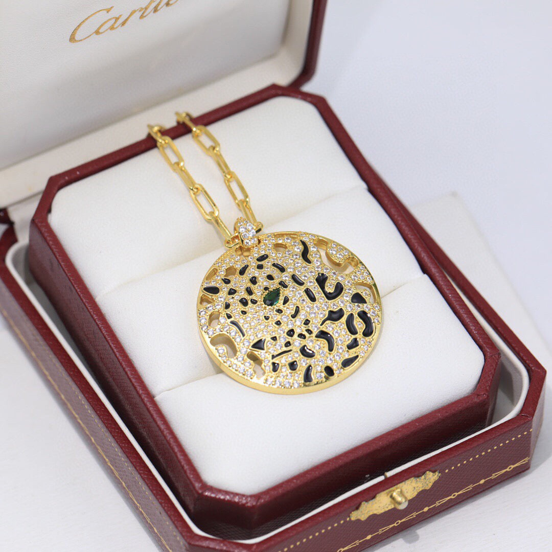 ¡®Aura Jewelry¡¯Openwork Round Pendant Necklace