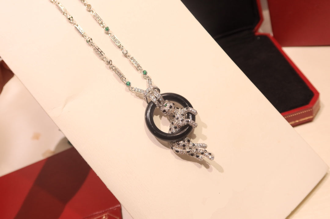 ¡®Aura Jewelry¡¯Pave Panther Circle Pendant Necklace