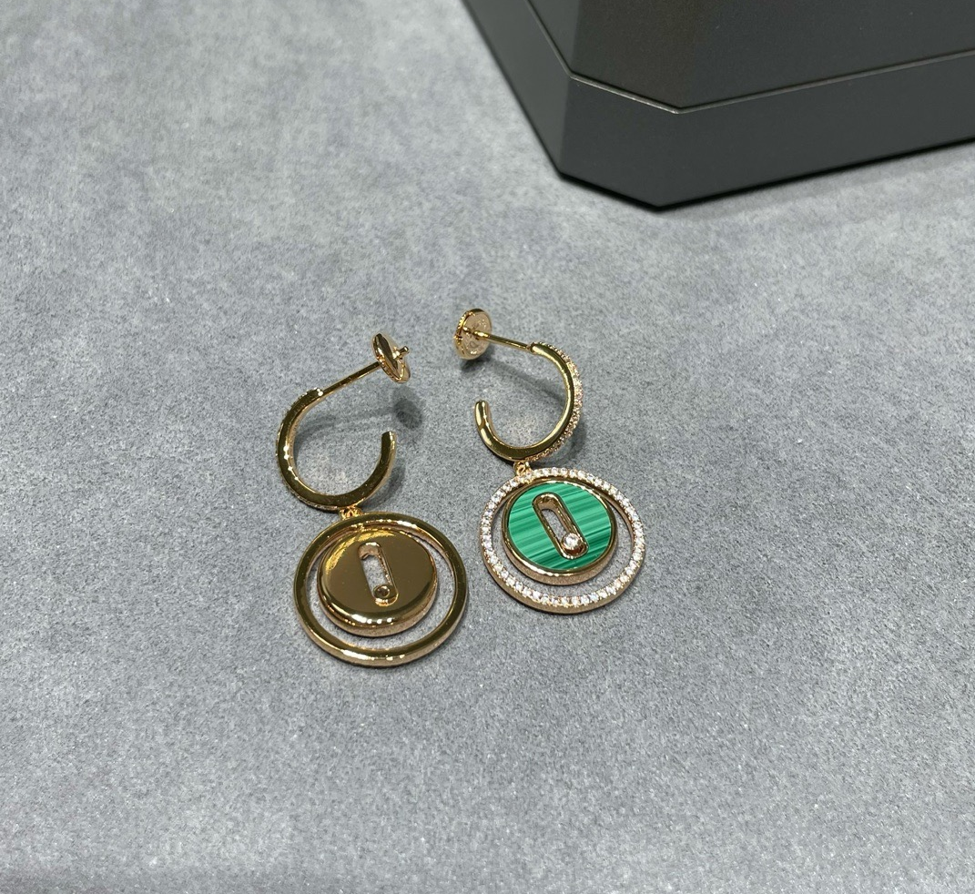 [Aura Jewelry]LUCKY MOVE Sliding‑diamond C‑shape Ear Hoops