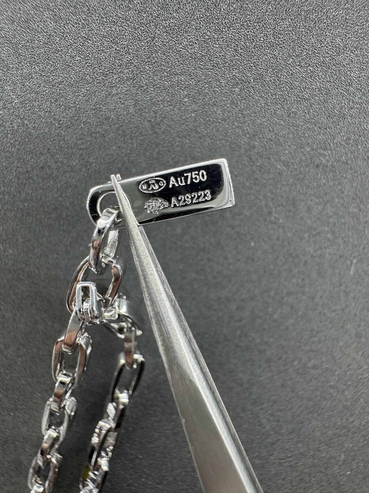 [Aura Jewelry] Move Link Pave Diamond Chain Necklace