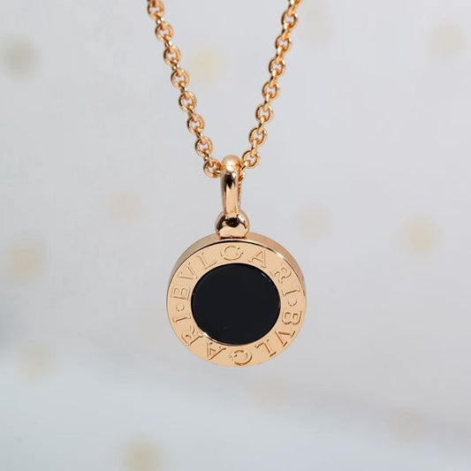 [Aura Jewelry] T  Round Double-Sided Mother-of-Pearl Necklace