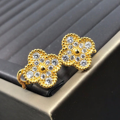 ¡®Aura Jewelry¡¯Full Pave Clover Stud Earrings