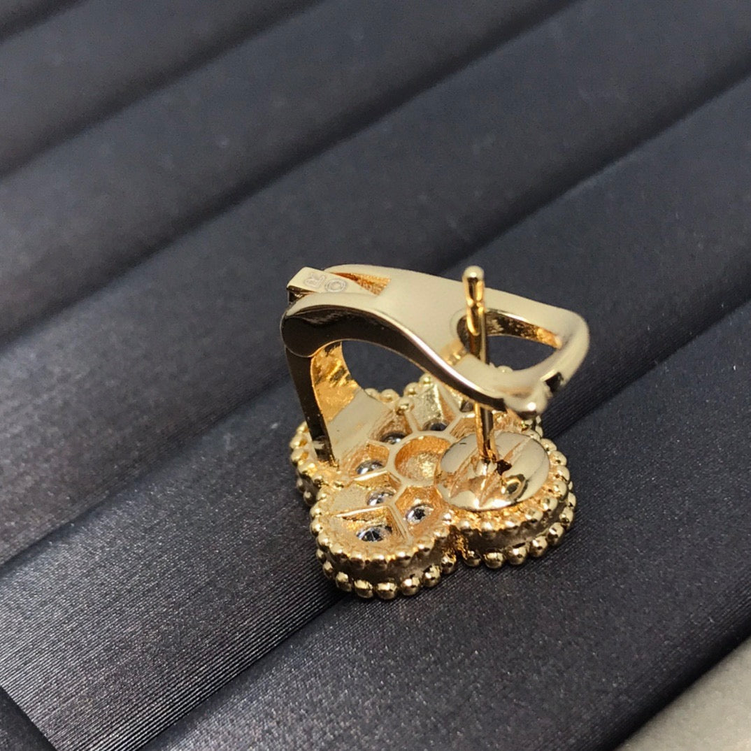 ¡®Aura Jewelry¡¯Full Pave Clover Stud Earrings