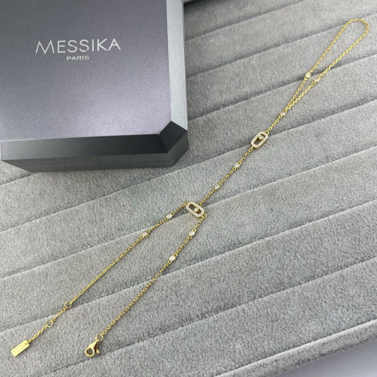 [Aura Jewelry] Flexible Arm Chain Bracelet with Sliding Diamonds