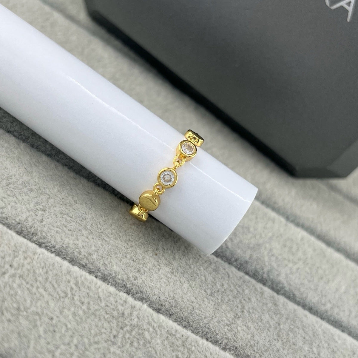 [Aura Jewelry]Move Link Chain Ring with Two Moving Diamonds