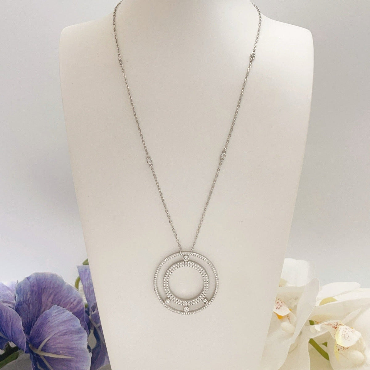 [Aura Jewelry] Move Romane Pavé Diamond Sliding Circle Long Necklace