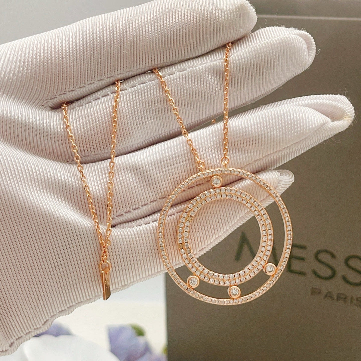 [Aura Jewelry] Move Romane Pavé Diamond Sliding Circle Long Necklace