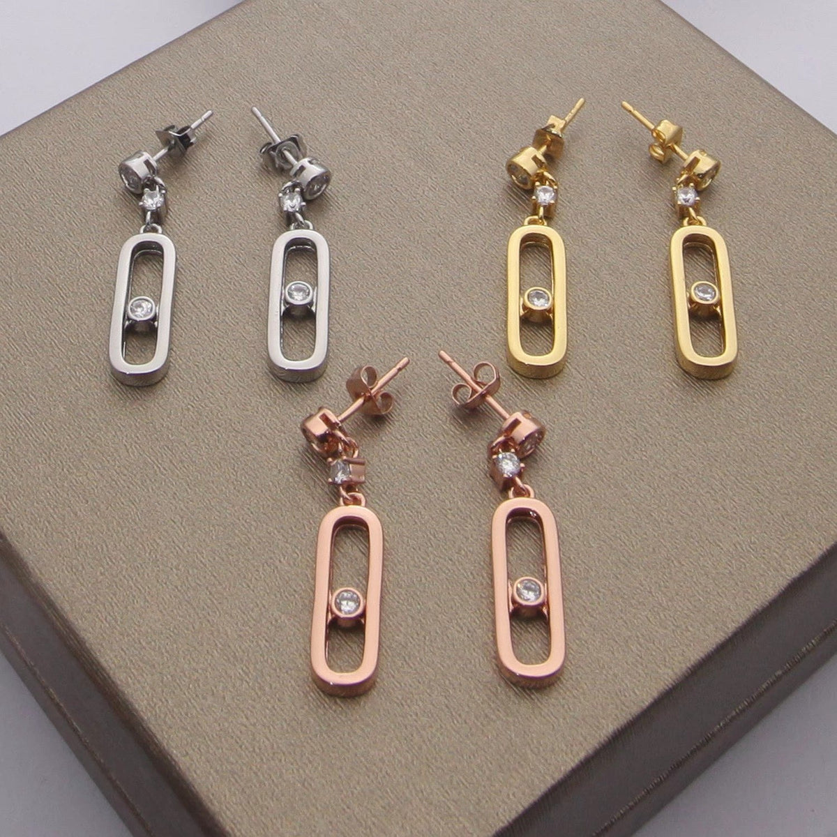 [Aura Jewelry] Move Uno Drop Earrings, Movable Stone