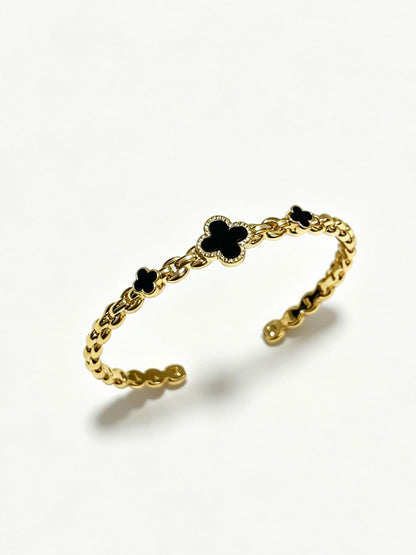 ¡®AuraJewelry¡¯Vintage Alhambra 3‑Flower Open Cuff, Black Onyx Gold‑Tone Chain Bangle