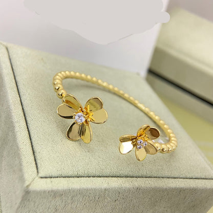 ¡®AuraJewelry¡¯Frivole Two‑Flower Open Bangle,