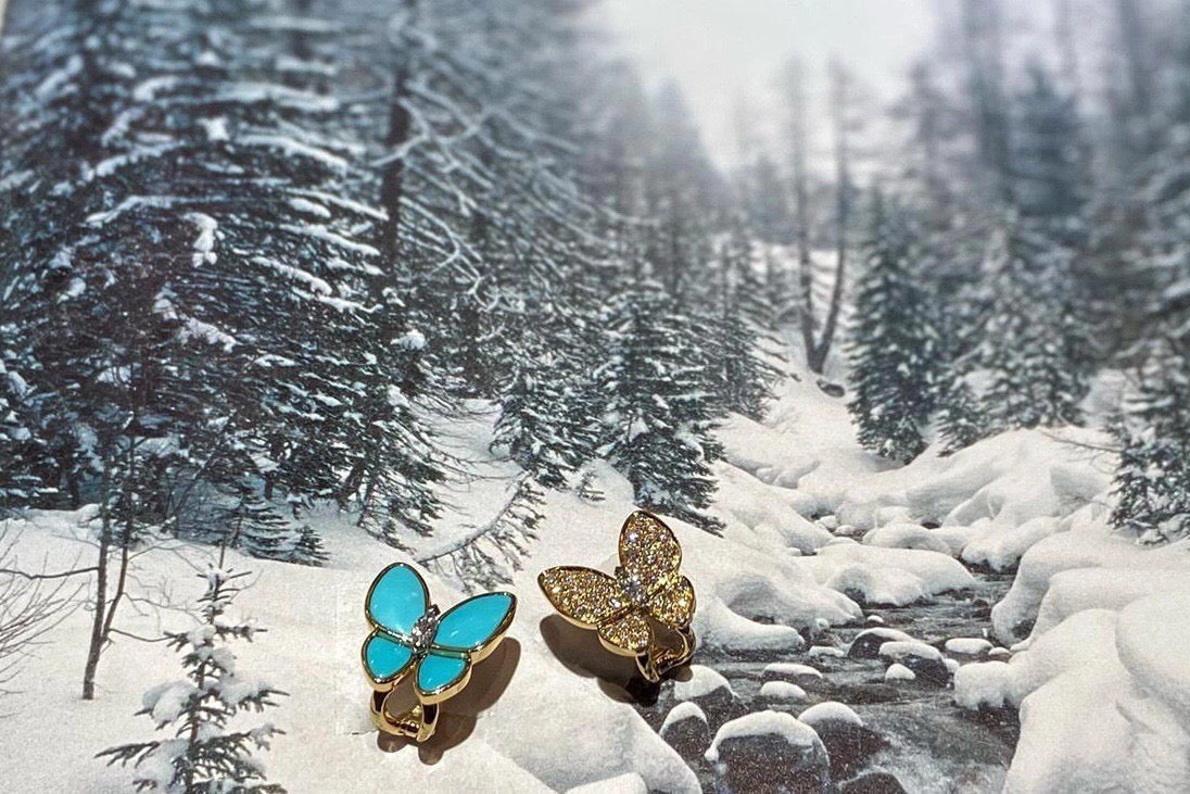 ¡®AuraJewelry¡¯Asymmetrical Butterfly Earclips