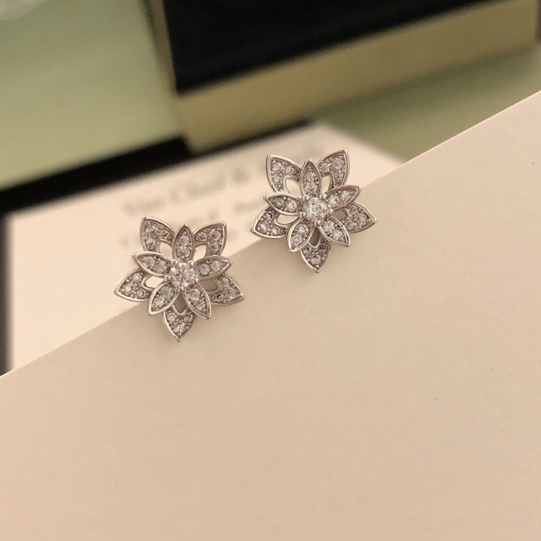 ¡®AuraJewelry¡¯Lotus Openwork Earrings（Mini）