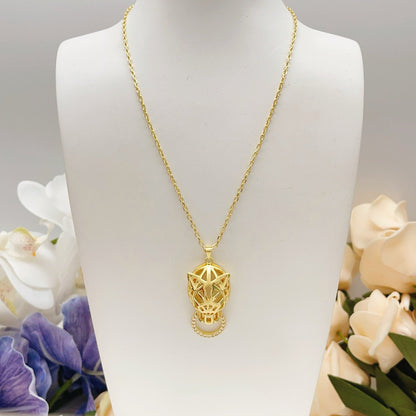 ¡®AuraJewelry¡¯Openwork Panther‑Head Doorknocker Necklace