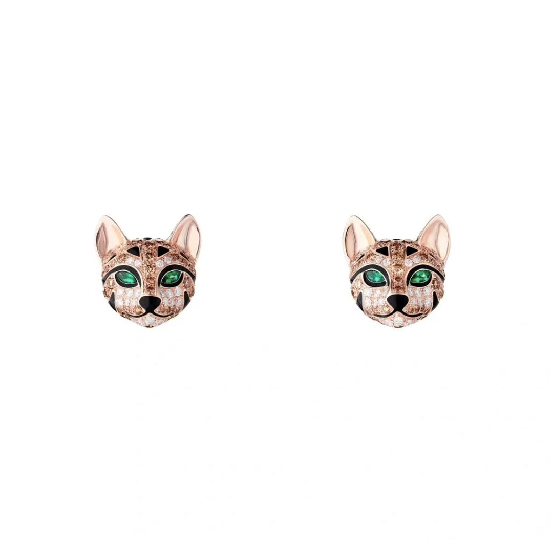 ¡®Aura Jewelry¡¯ Panther Face Stud Earrings