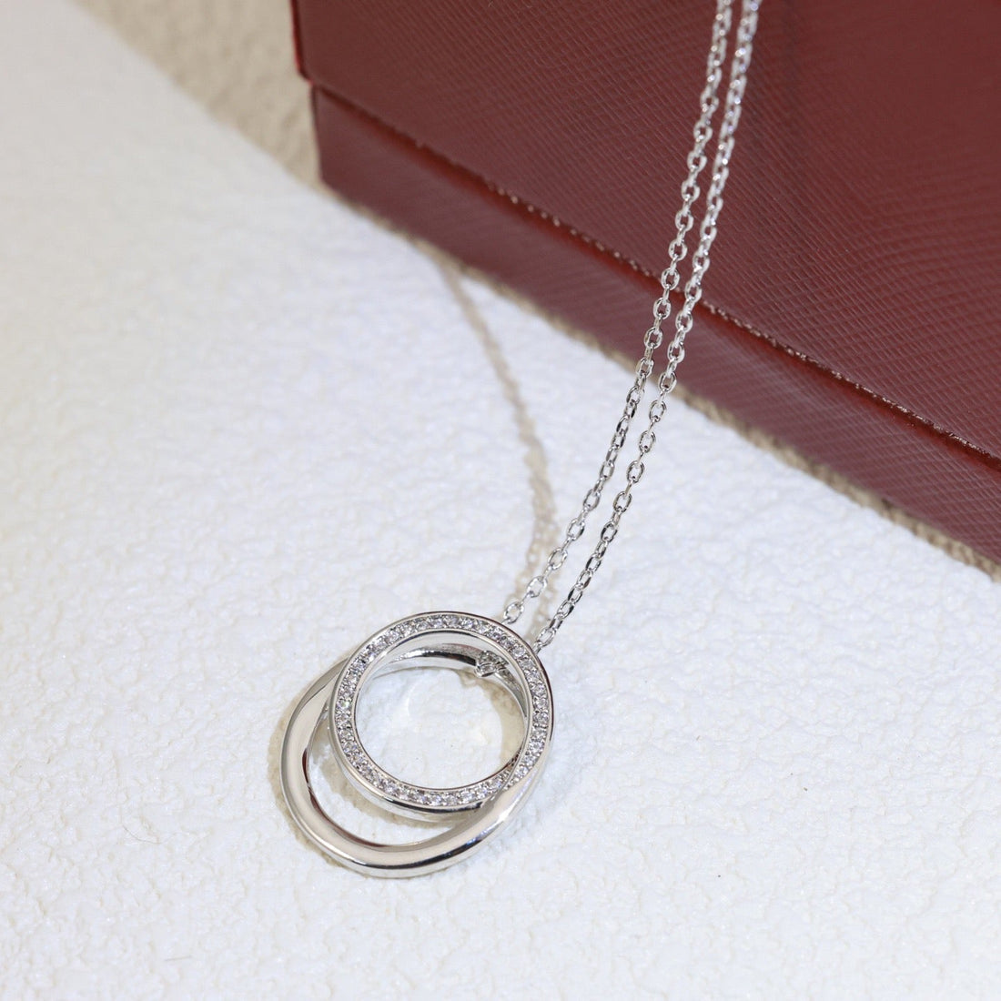 ¡®Aura Jewelry¡¯Double Circle Pendant Necklace
