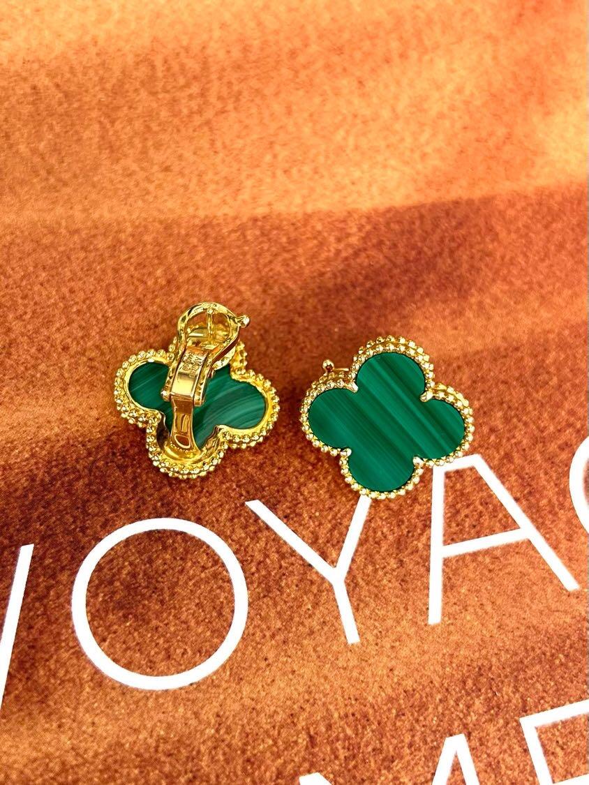 [Aura Jewels] CLOVER LARGE (20mm) 1 MOTIFS GREENER MOP STUD EARRINGS