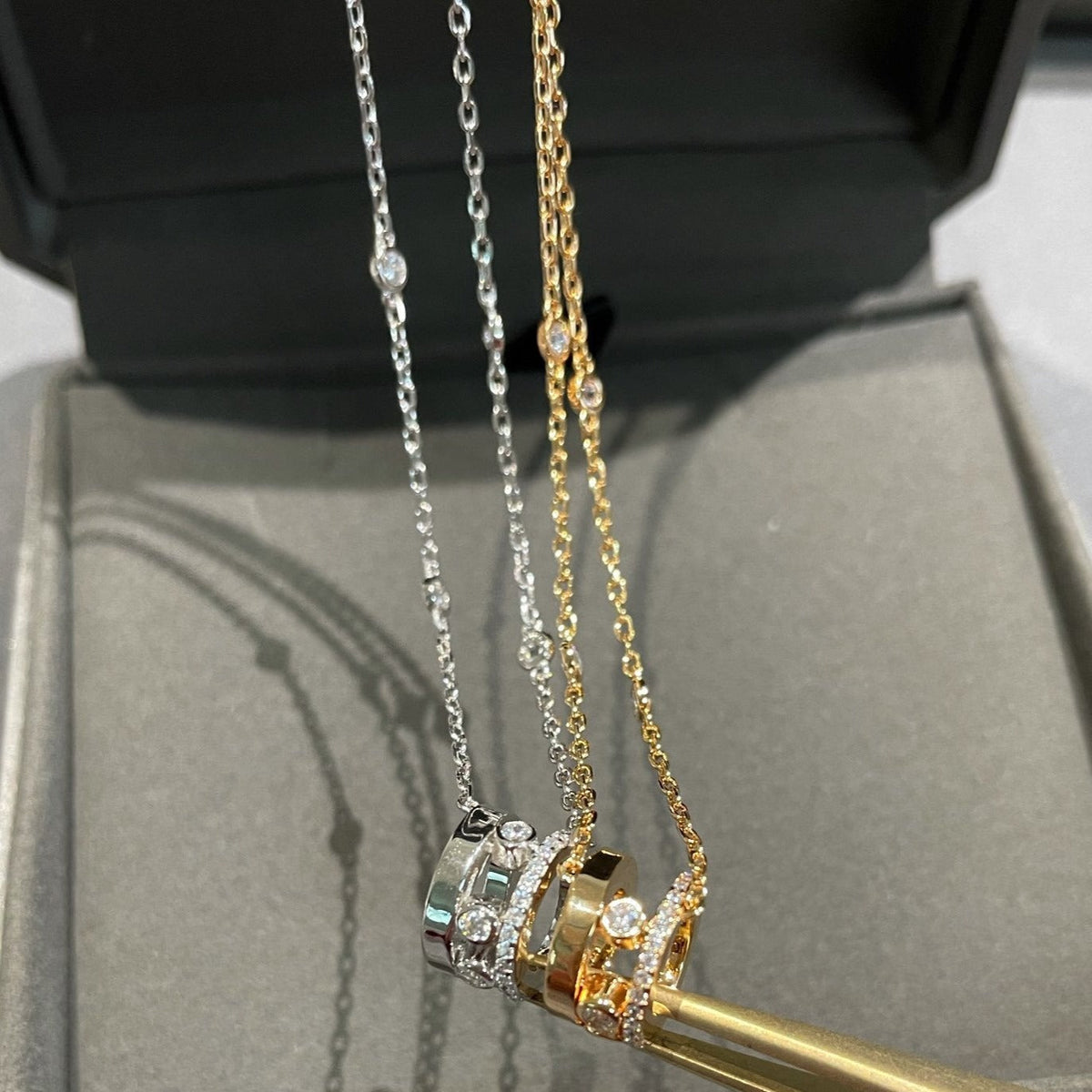 [Aura Jewels]CHAIN MOVE ROMANE PEDAND NECKLACE