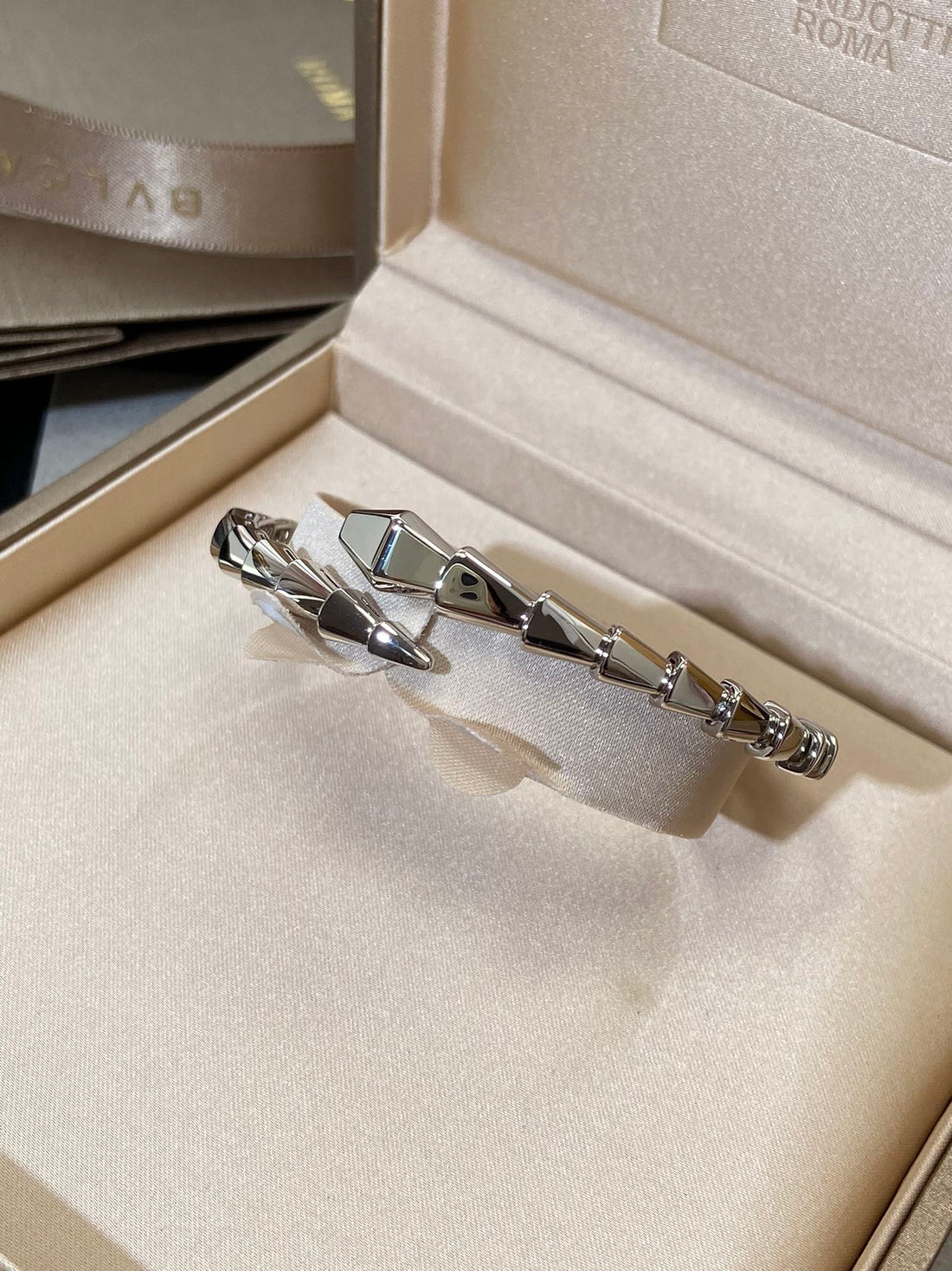 [Aura Jewelry]Viper Silver No‑Diamond Snake Bracelet